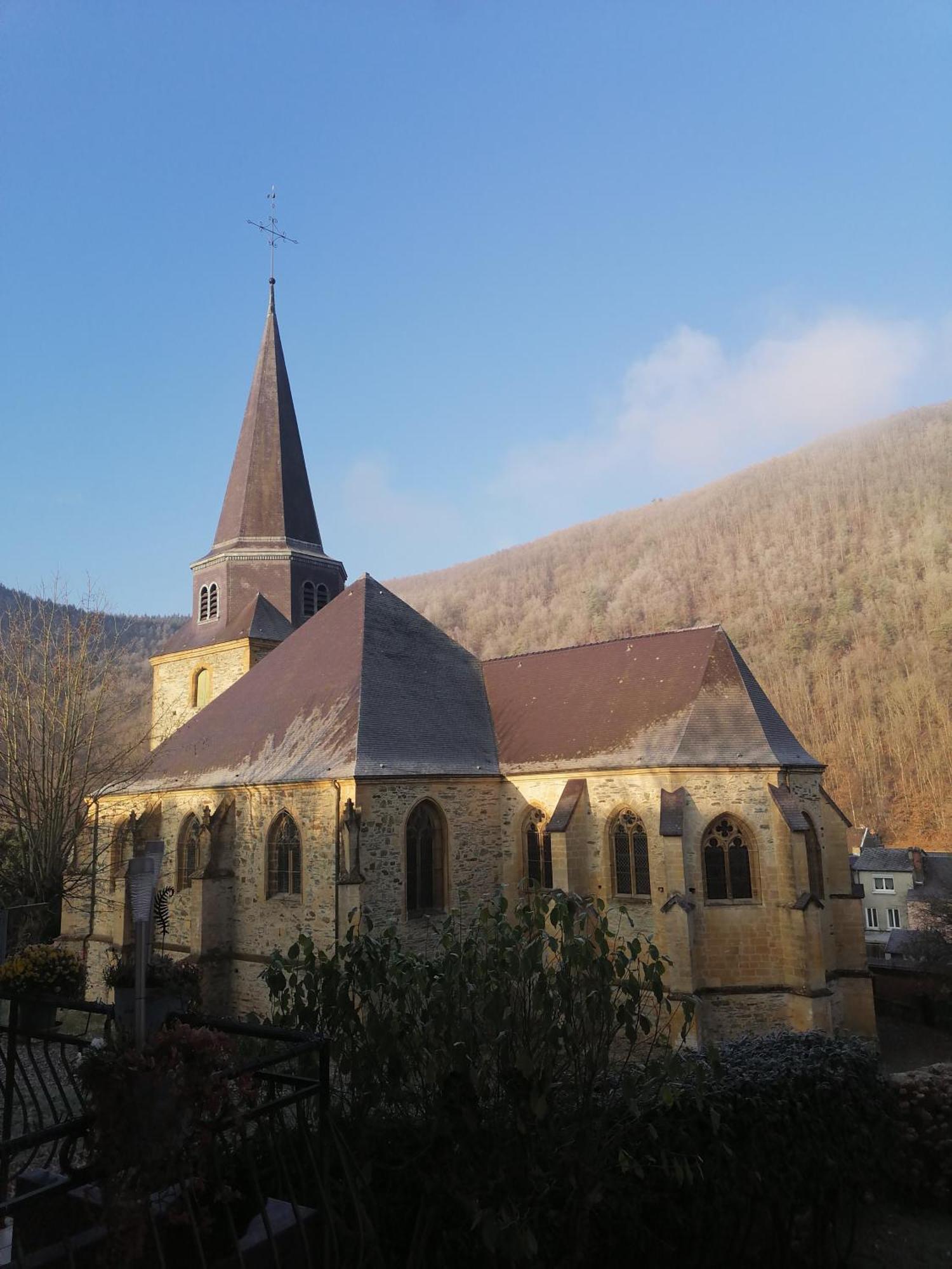 Chez Many, Par Fred Et Henri Bed & Breakfast Monthermé Dış mekan fotoğraf